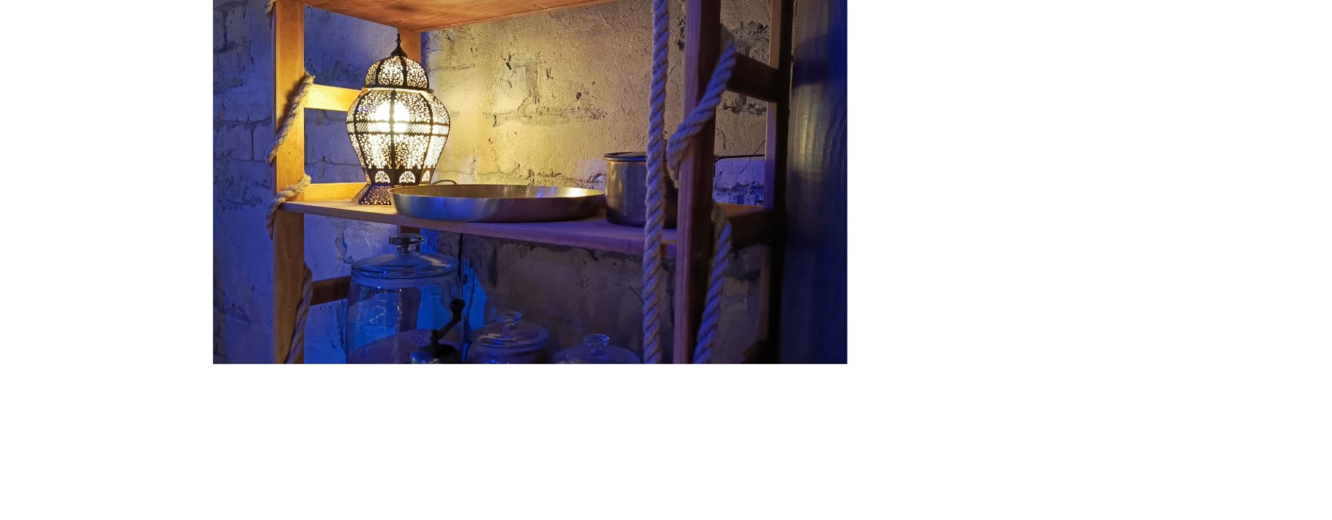 Jutetouw als decoratie in pretparken